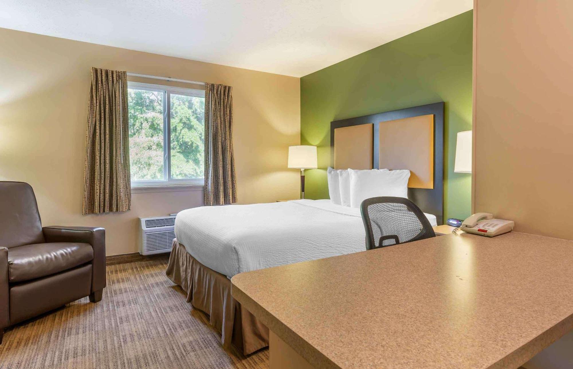 Extended Stay America Select Suites - Charlotte - Tyvola Rd - Executive Park Ngoại thất bức ảnh