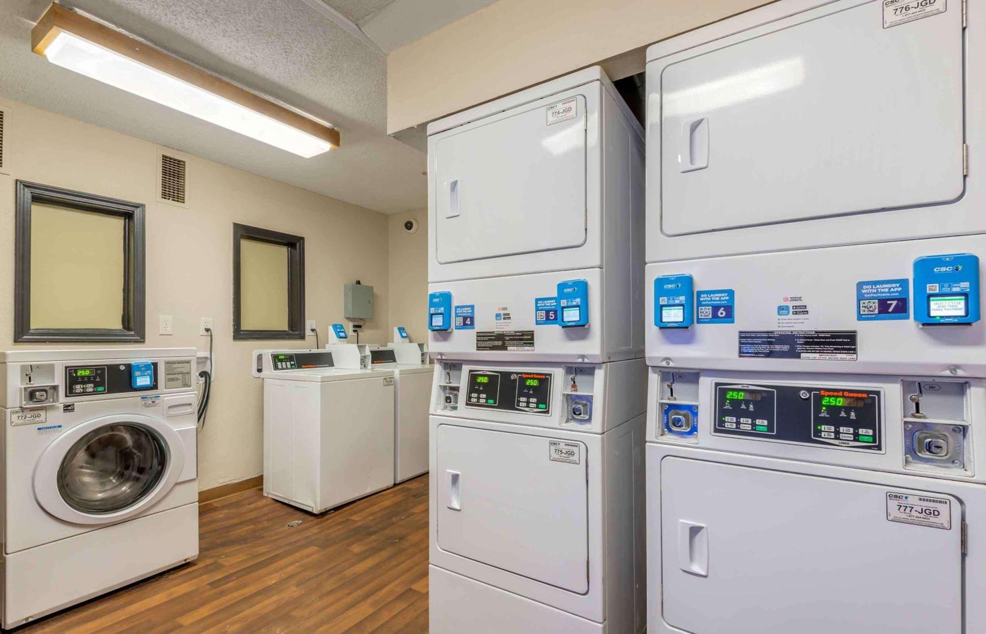 Extended Stay America Select Suites - Charlotte - Tyvola Rd - Executive Park Ngoại thất bức ảnh