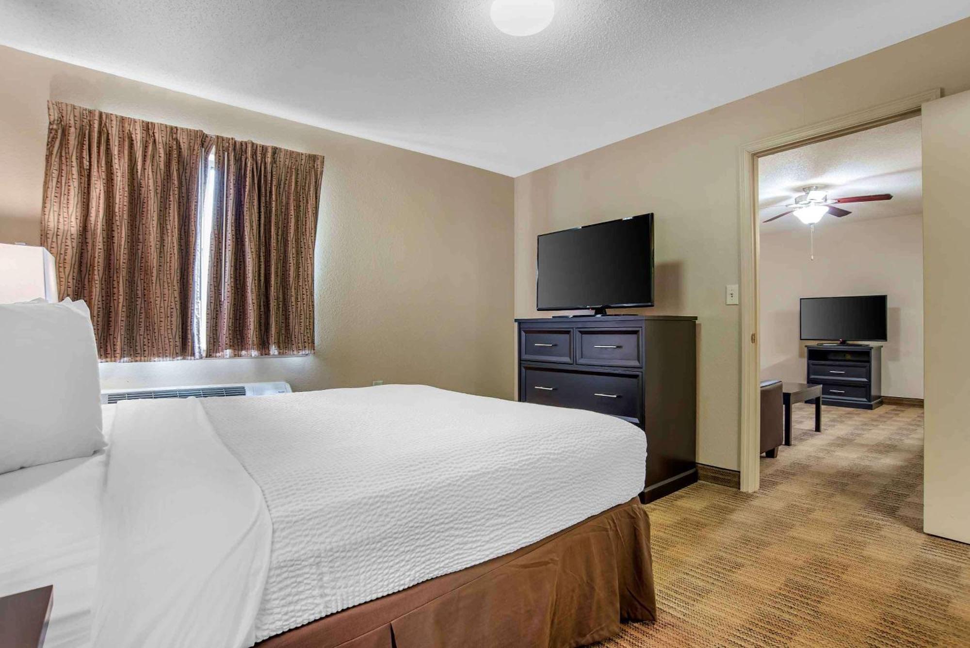 Extended Stay America Select Suites - Charlotte - Tyvola Rd - Executive Park Ngoại thất bức ảnh