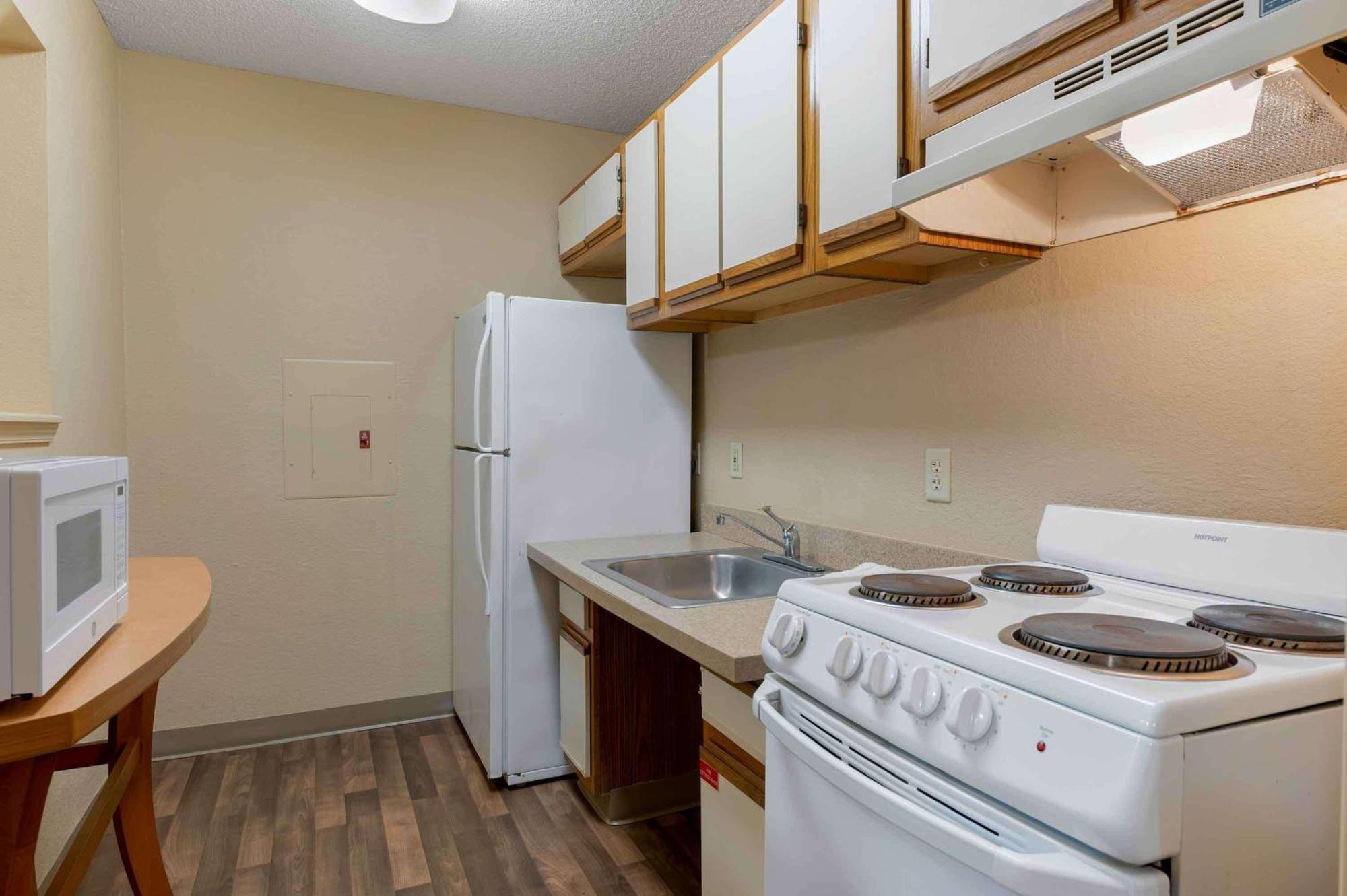Extended Stay America Select Suites - Charlotte - Tyvola Rd - Executive Park Ngoại thất bức ảnh